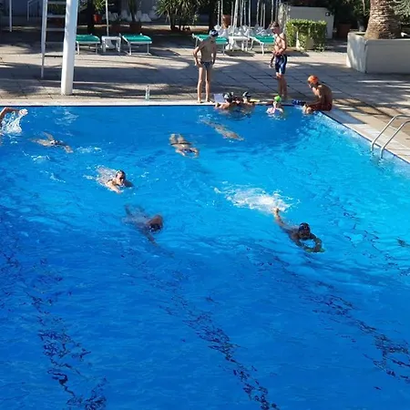 Cormoran Hotel 4*