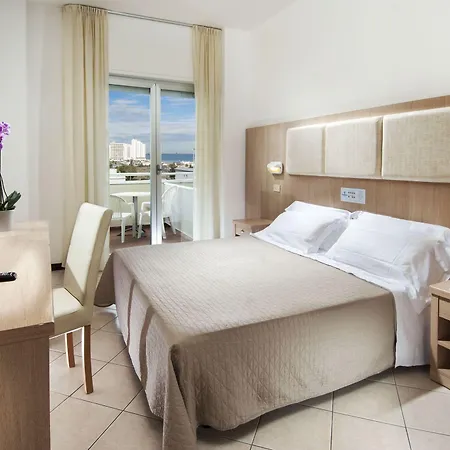 Cormoran Hotel 4*