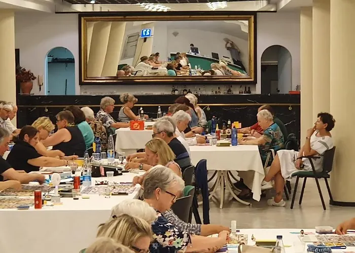 ホテル Cormoran カットーリカ